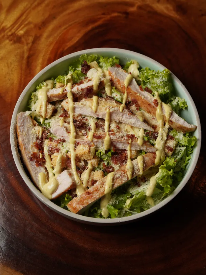Ensalada César con Pollo