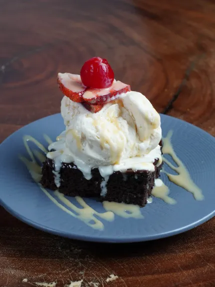 Brownie con Helado