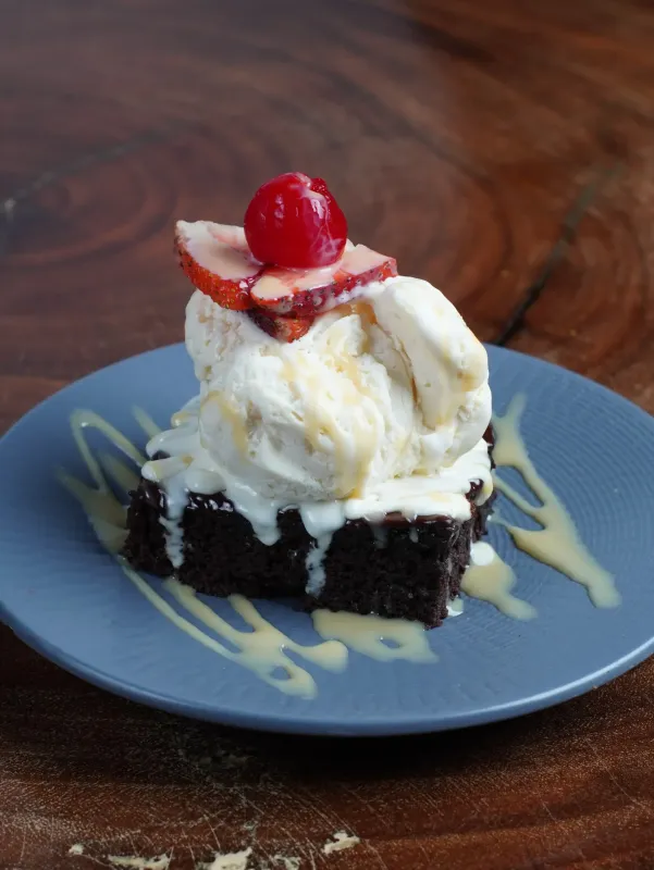 Brownie con Helado